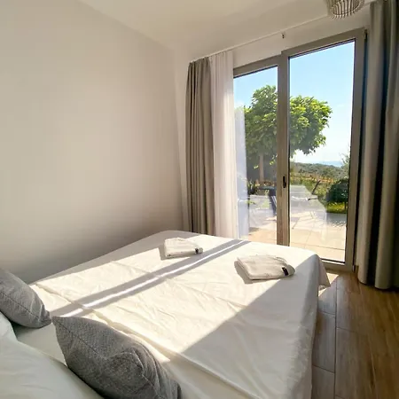 Hana With Pool * Shetaj