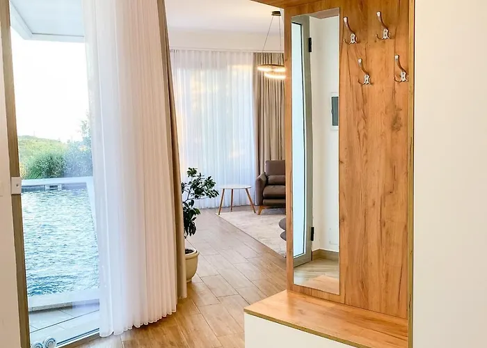 Hana With Pool Shetaj